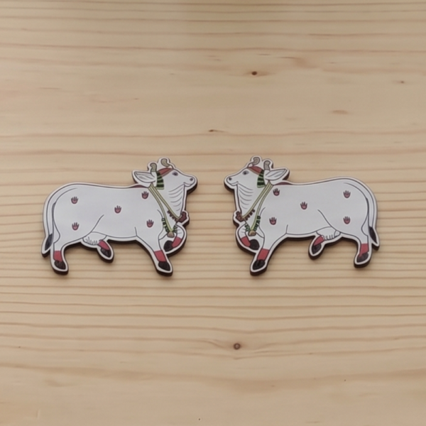 Cow Pair Cutout