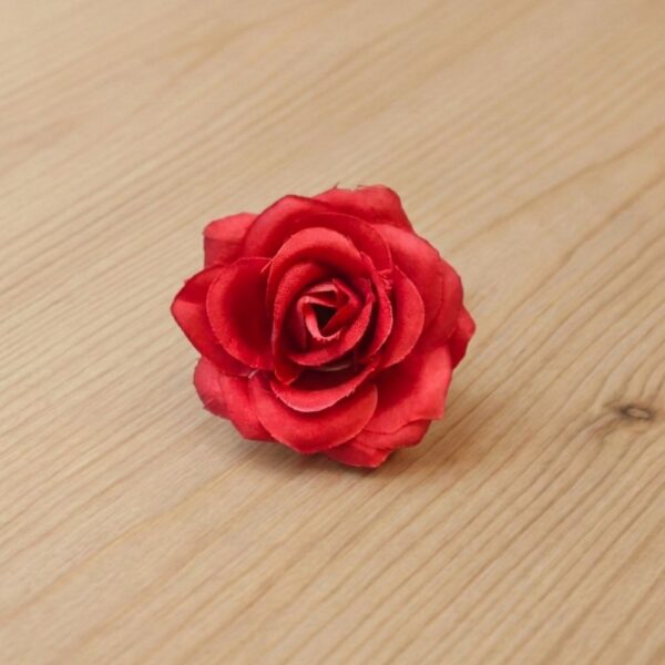 Small Rose Red Pack of 100 Pcs.