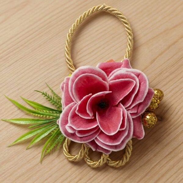 Single Red Flower Rope Bunch